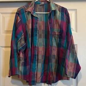 Vintage beauty! Plaid lightweight top